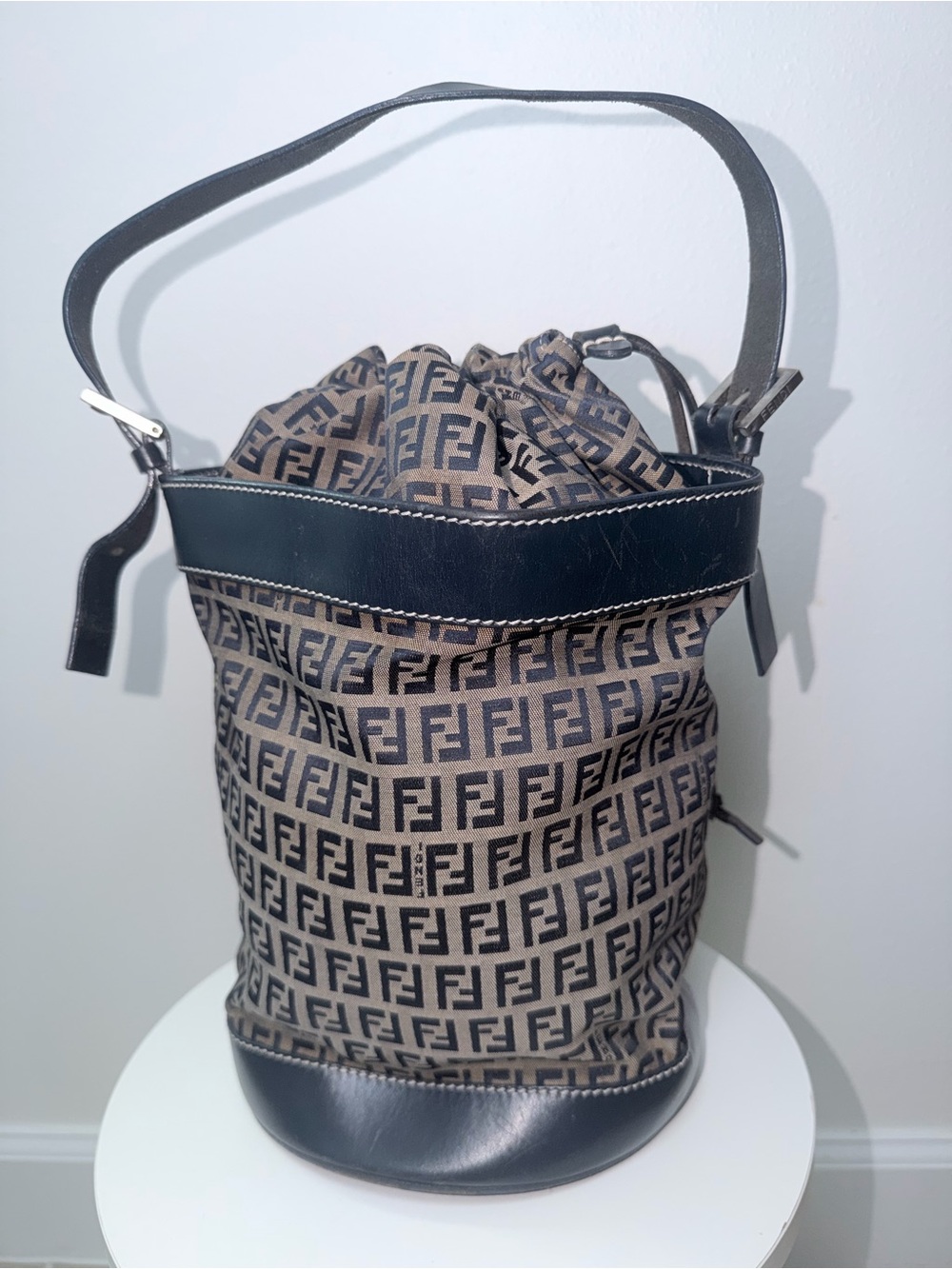 Fendi Vintage Y2K Zucca Monogram Bucket bag Navy Blue Canvas Leather